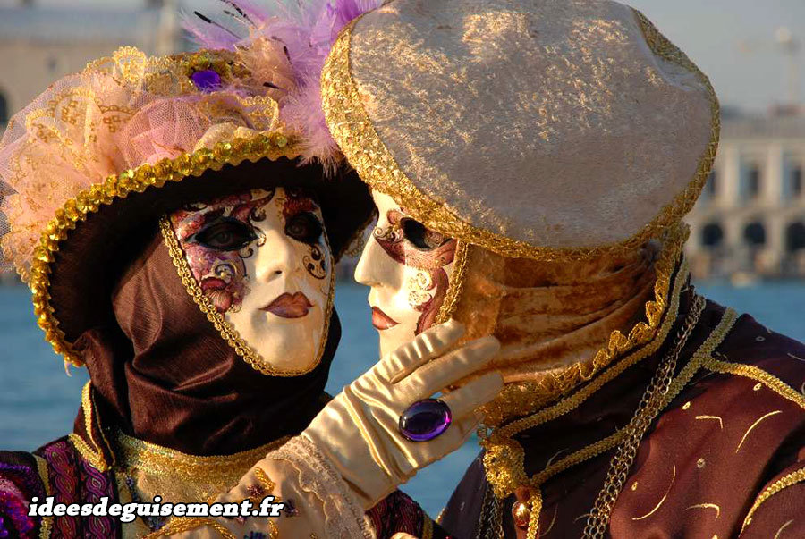 Masques pour le carnaval de Venise